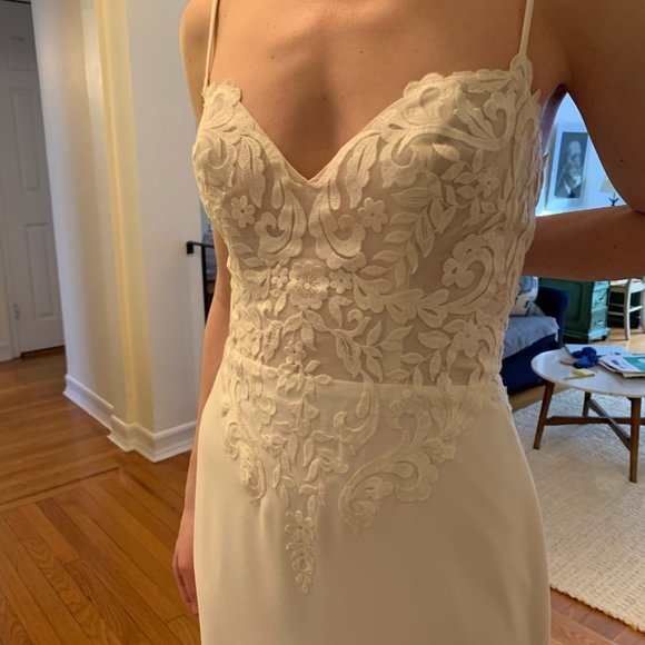 KLEINFELD BRIDAL Unaltered Wedding Gown - Picture 7 of 14